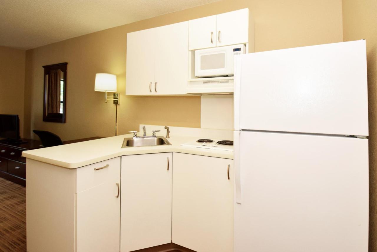 Extended Stay America Suites - Detroit - Кантон Екстериор снимка