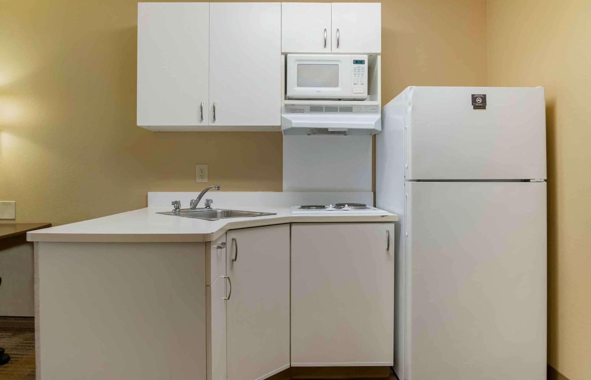 Extended Stay America Suites - Detroit - Кантон Екстериор снимка