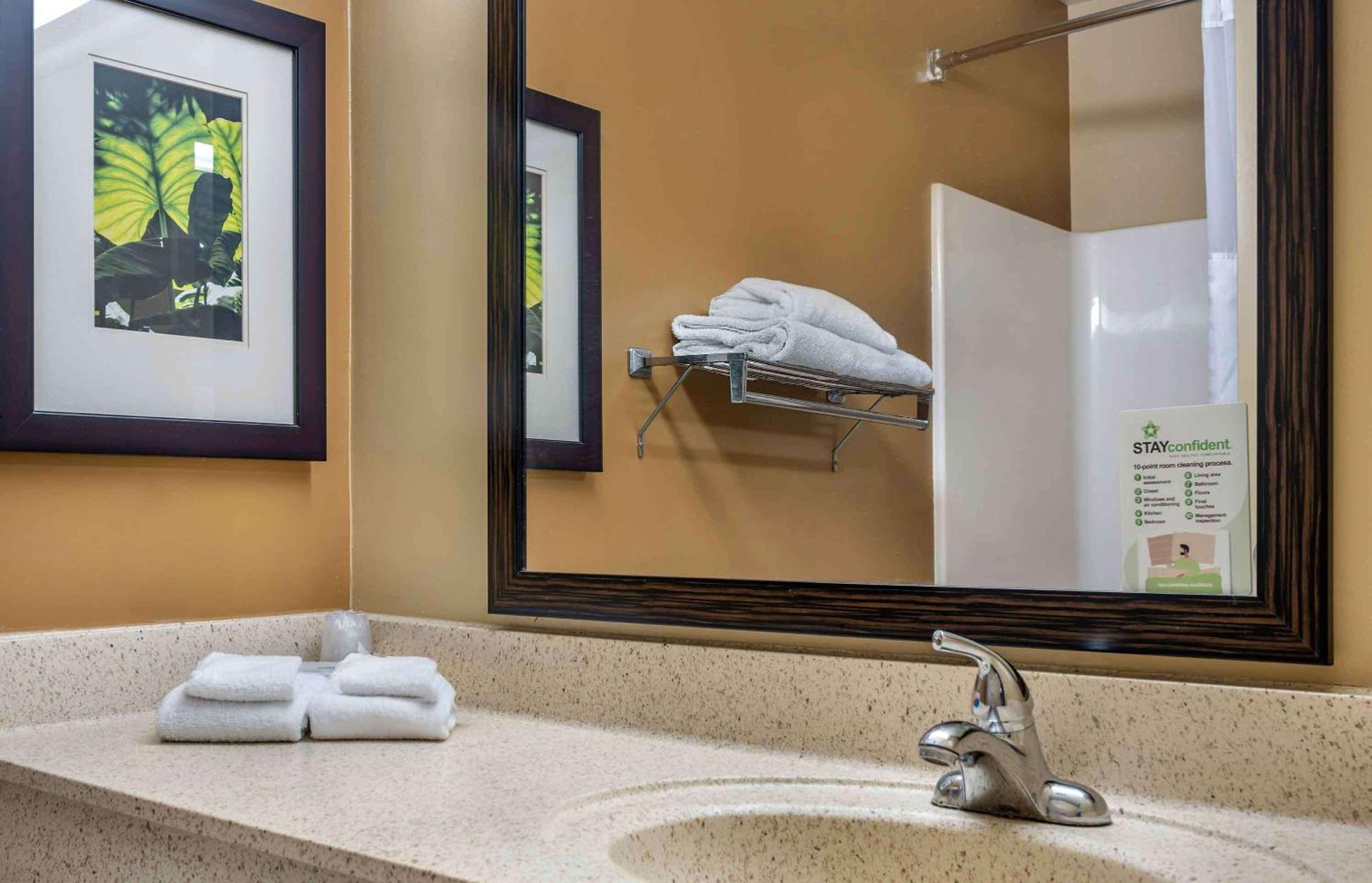 Extended Stay America Suites - Detroit - Кантон Екстериор снимка