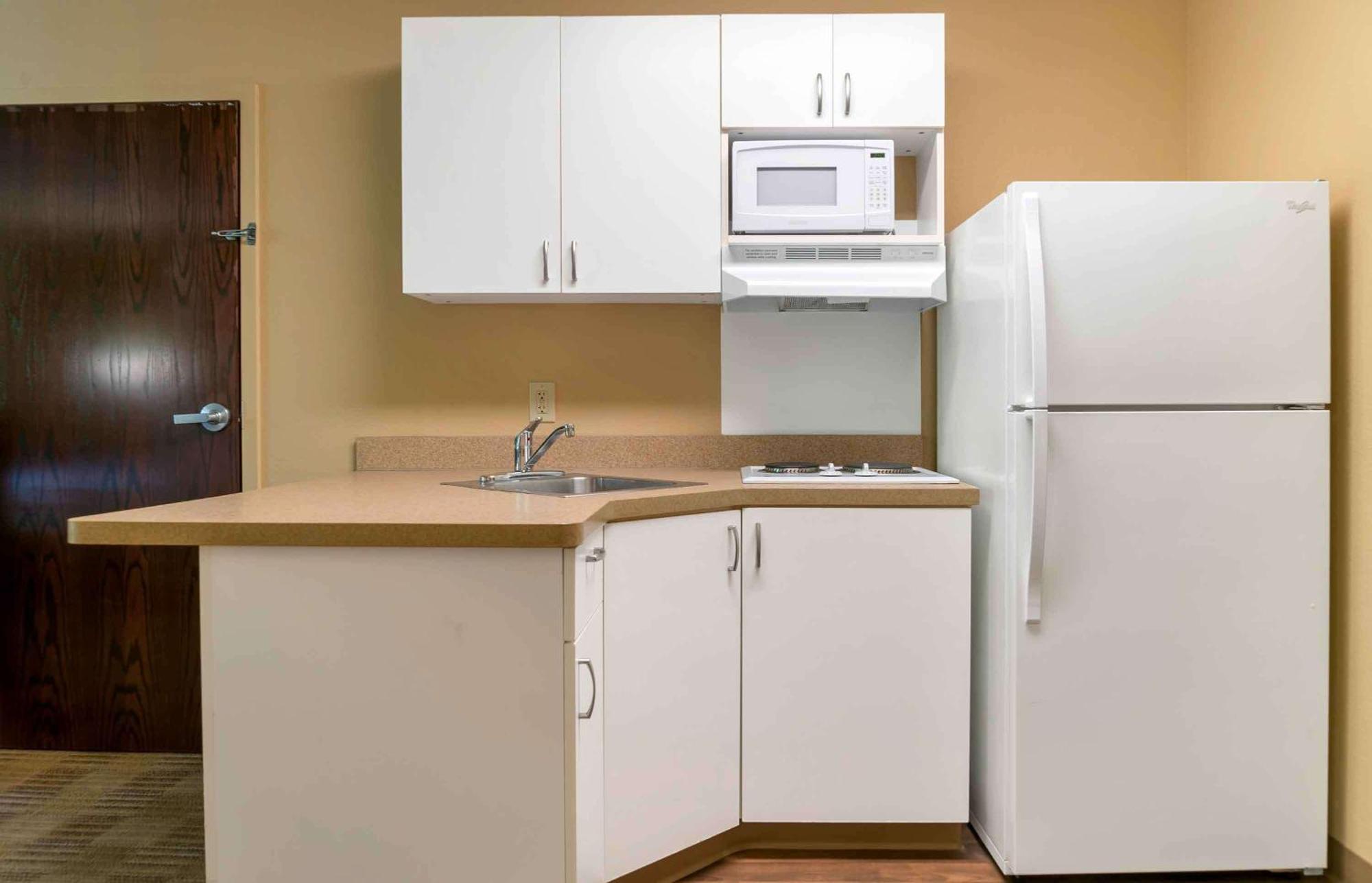 Extended Stay America Suites - Detroit - Кантон Екстериор снимка