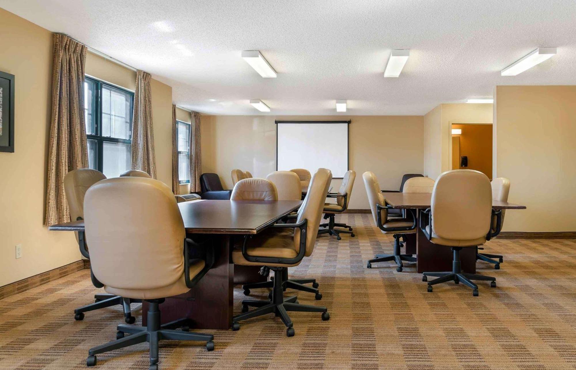 Extended Stay America Suites - Detroit - Кантон Екстериор снимка