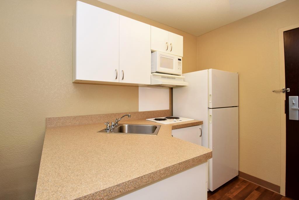 Extended Stay America Suites - Detroit - Кантон Екстериор снимка
