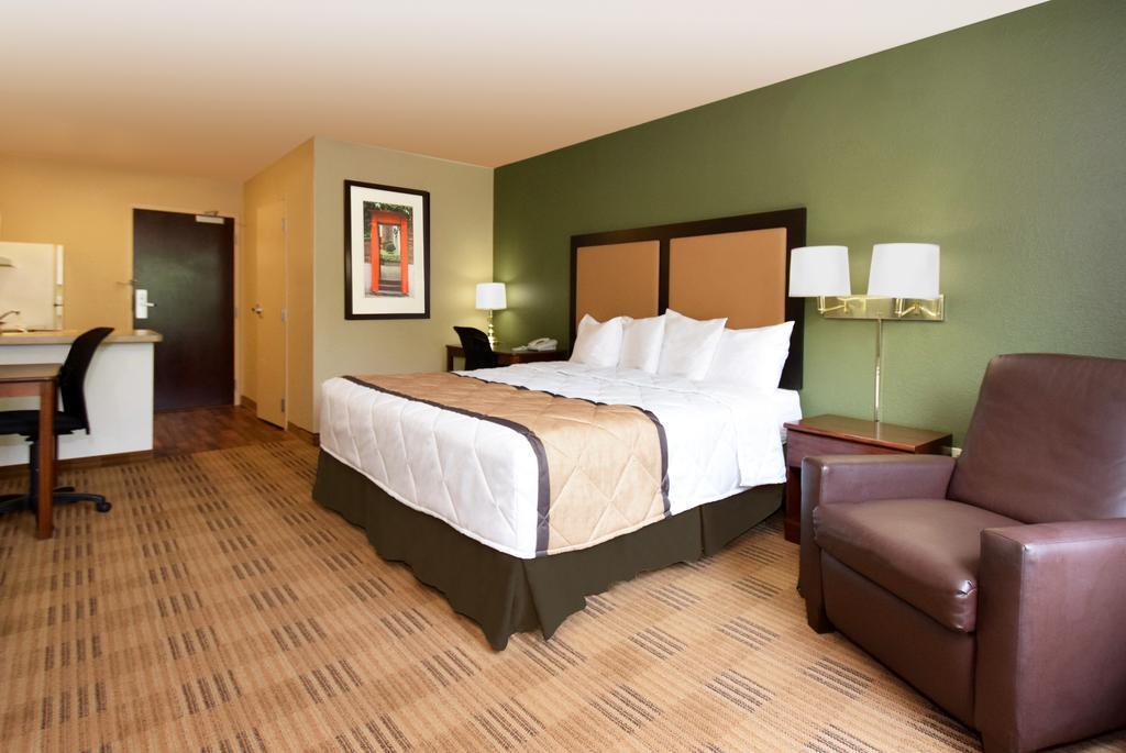Extended Stay America Suites - Detroit - Кантон Екстериор снимка