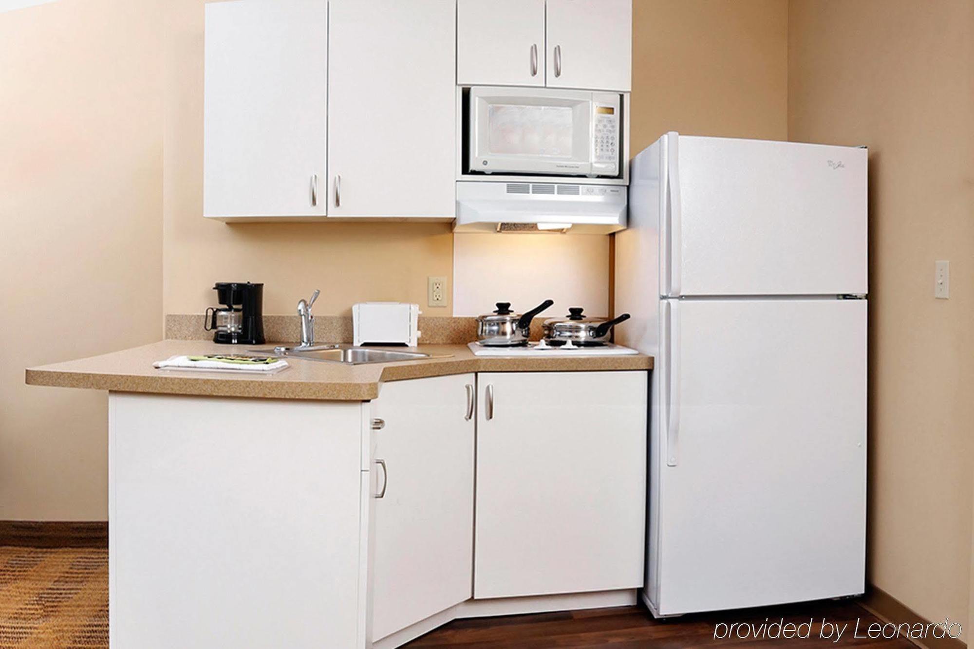 Extended Stay America Suites - Detroit - Кантон Екстериор снимка