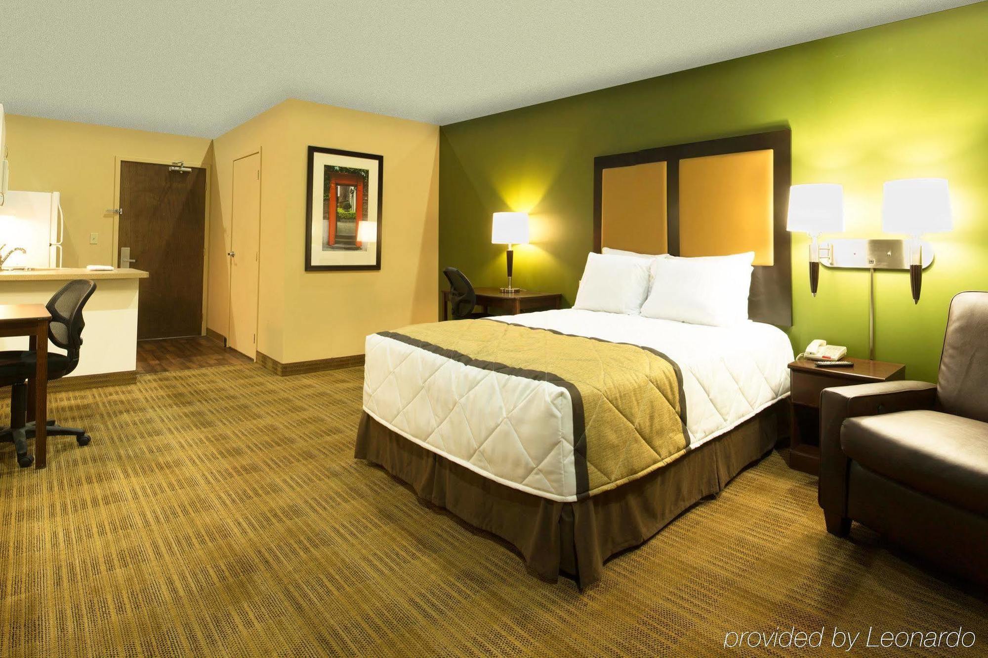Extended Stay America Suites - Detroit - Кантон Екстериор снимка