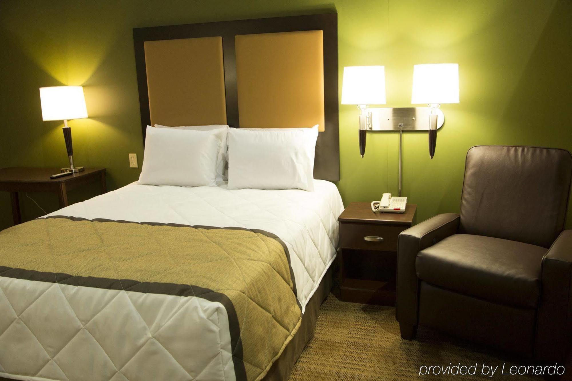 Extended Stay America Suites - Detroit - Кантон Екстериор снимка